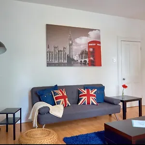 Lovely Large Near Stratford Apartment